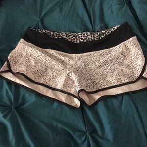 Lululemon shorts with liner